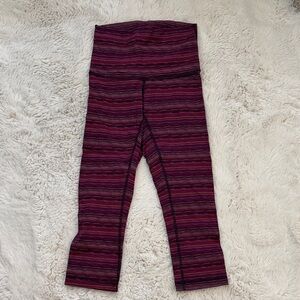 Lululemon Wunder Under Crop Size 4 SDTK